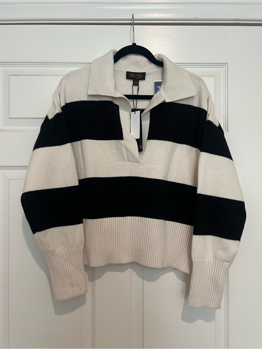 Truth Black & Cream Rugby-Style Pullover
